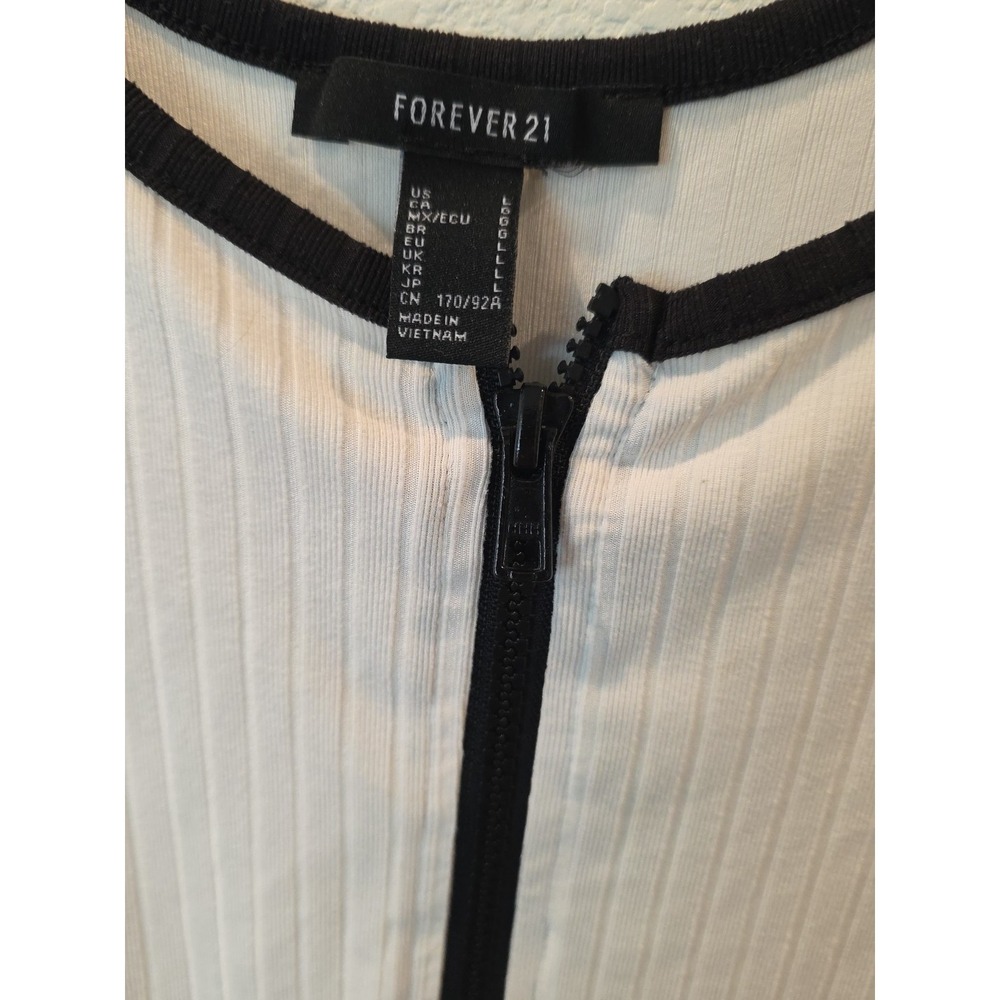 F21 Sweater White Knit Tank Bodysuit Sz L Contrast Black Trim Zip Front Sporty - Picture 3 of 6